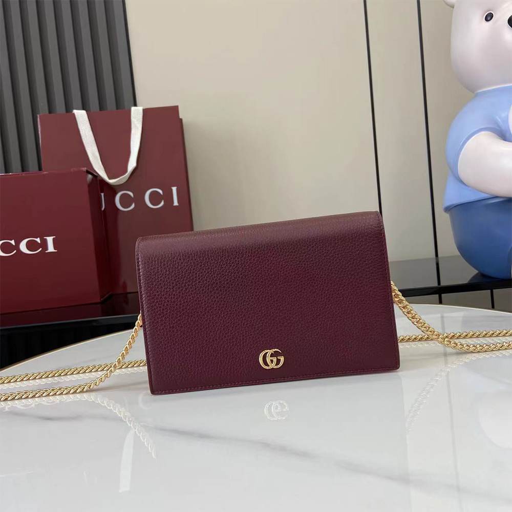 GG Marmont wallet on chain