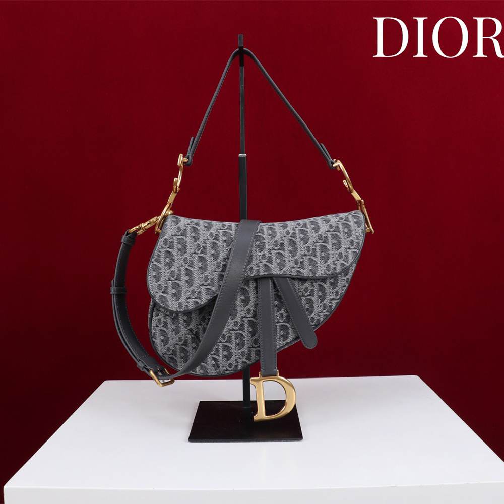 D10r Saddle Bag with Strap