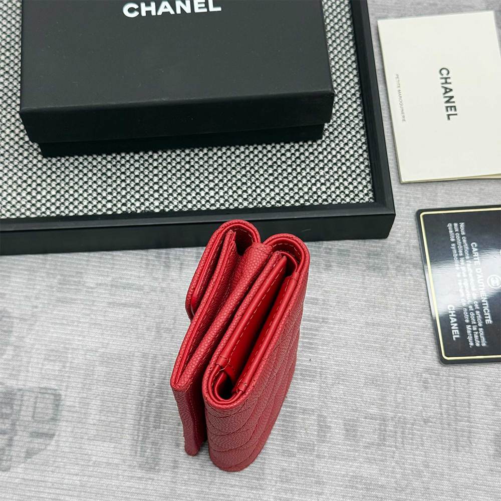 Ch**el Matelasse Classic Small Flap Tri-fold wallet