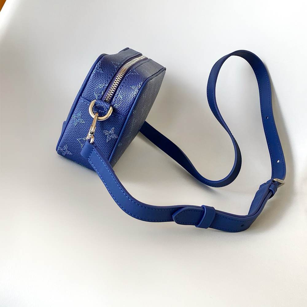 LV Trocadéro Wearable Wallet