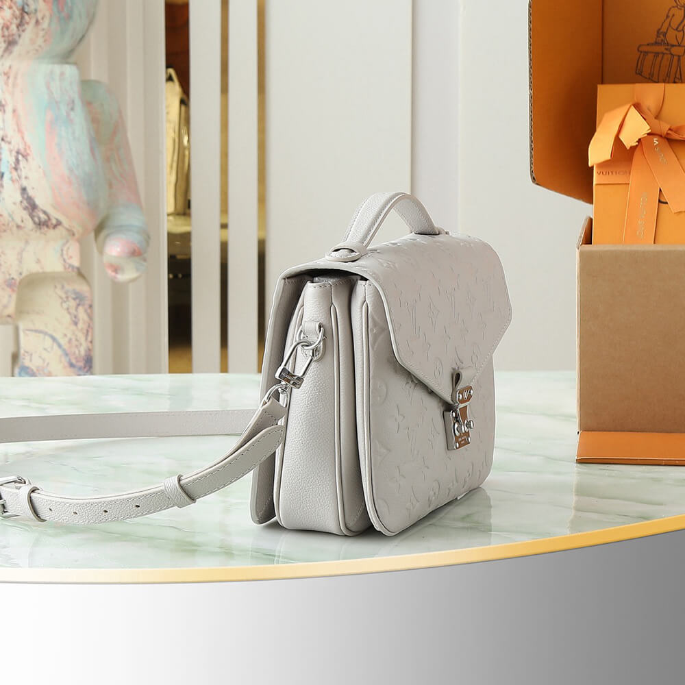 LV Pochette Metis(HIGH-END GRADE)
