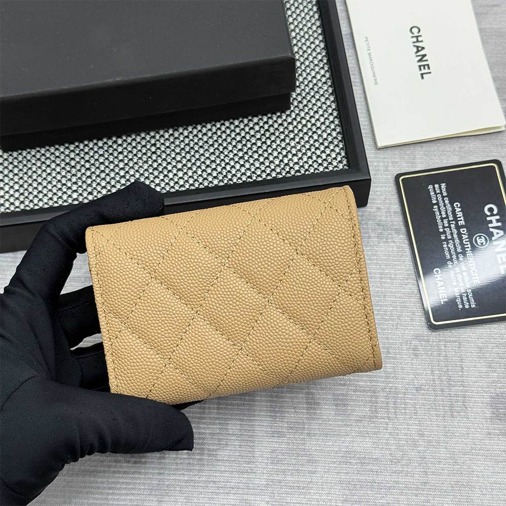 Ch**el Matelasse Classic Small Flap Tri-fold wallet