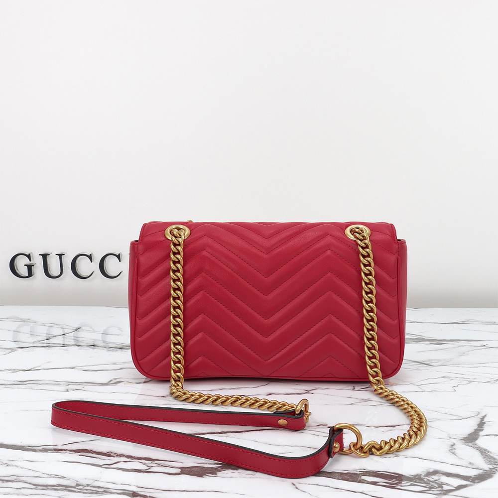 GG Marmont medium shoulder bag