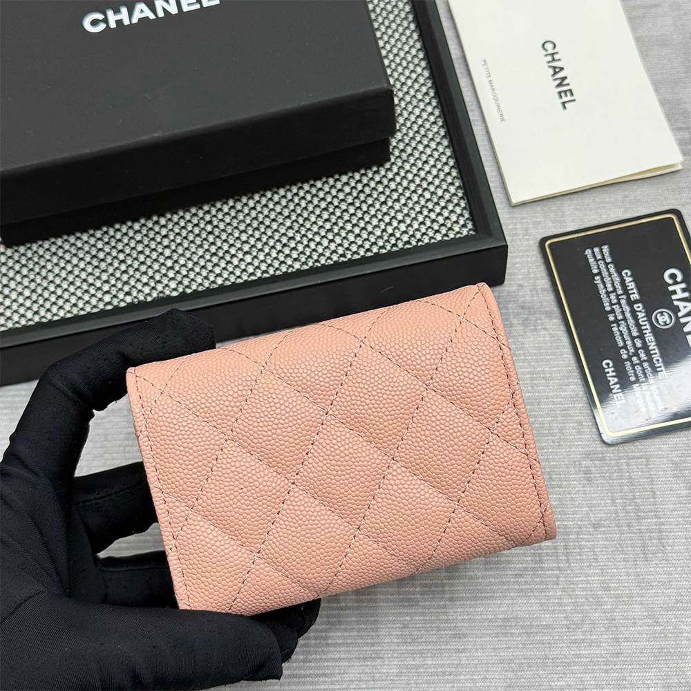 Ch**el Matelasse Classic Small Flap Tri-fold wallet
