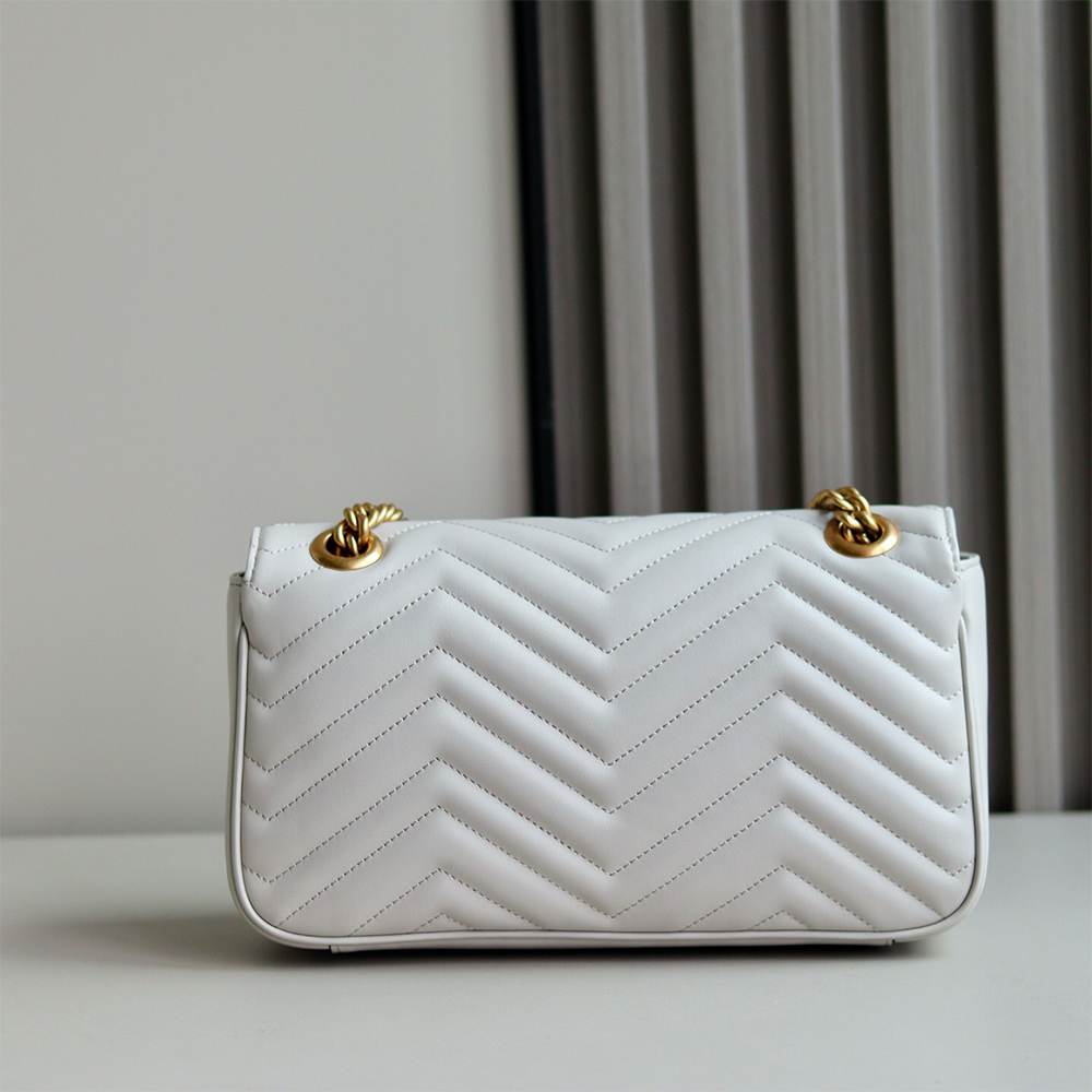GG Marmont medium shoulder bag