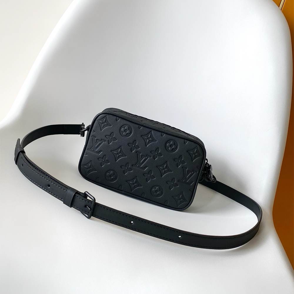 LV Trocadéro Wearable Wallet