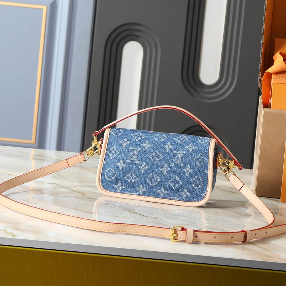 LV Nano Diane