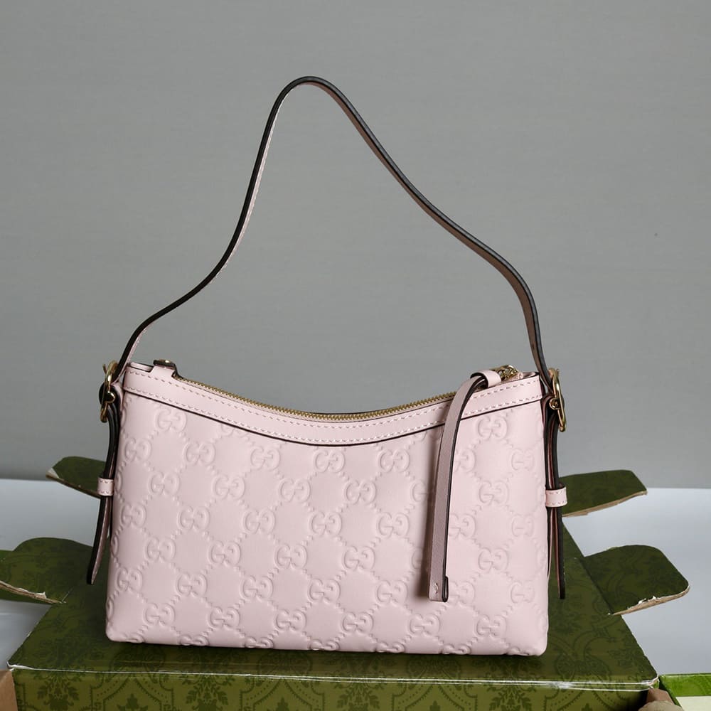 Gvc*1 GG Emblem small shoulder bag