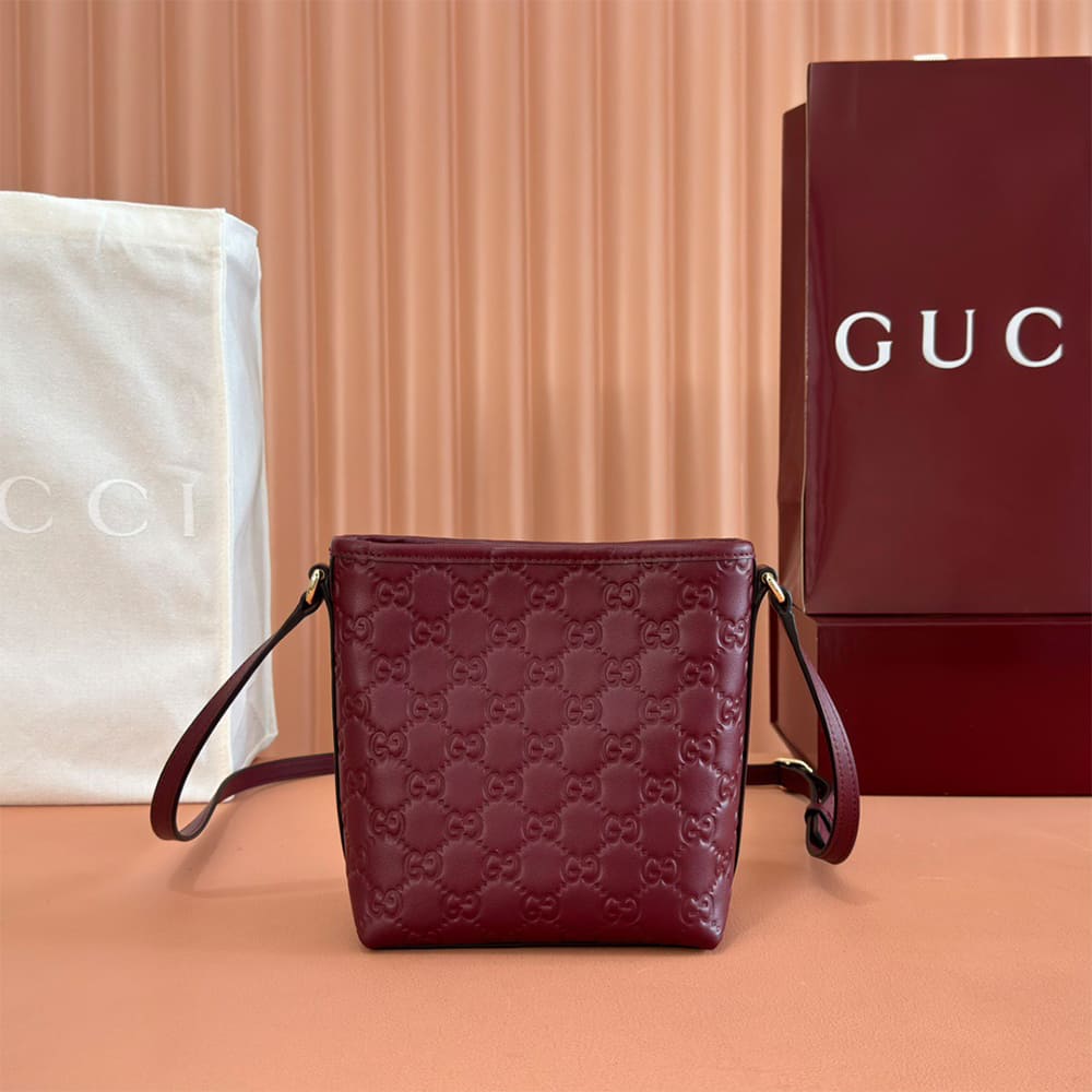 Gvc*1 GG Emblem nano bucket bag(HIGH-END GRADE)