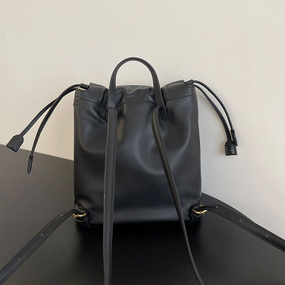 F**di Backpack(HIGH-END GRADE)