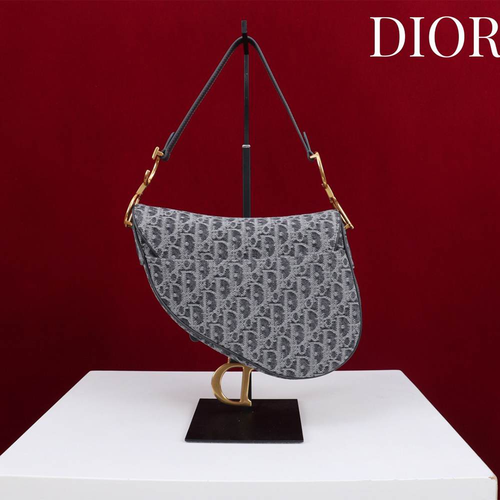D10r Saddle Bag with Strap