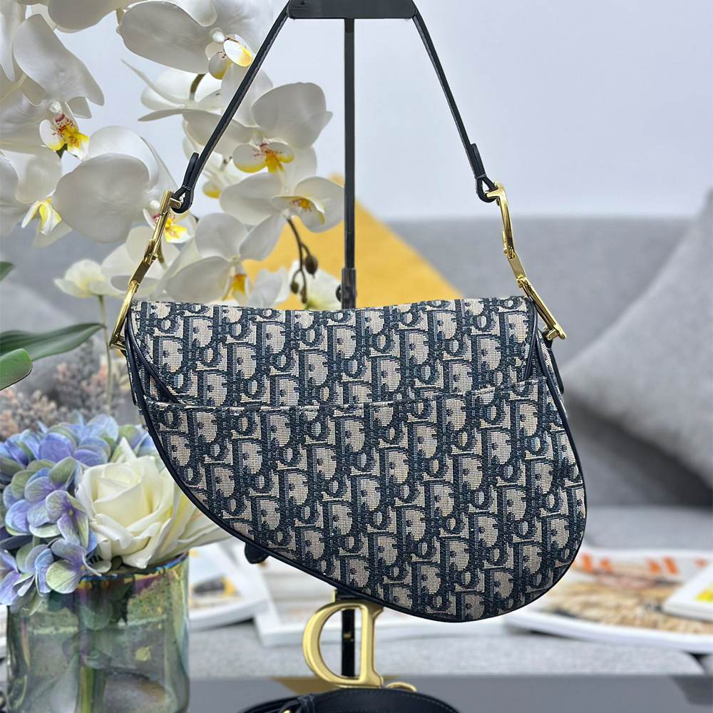 D10r Saddle Bag with Strap