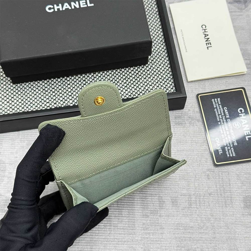 Ch**el Matelasse Classic Small Flap Tri-fold wallet