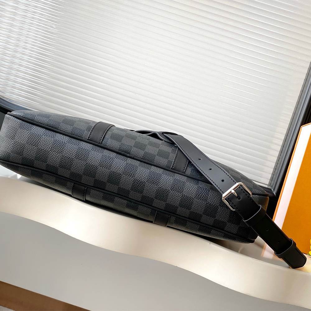 LV Porte-Documents Voyage PM