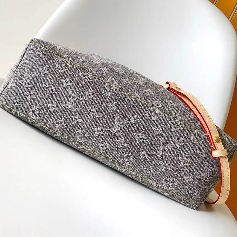 LV Coussin Hobo MM(HIGH-END GRADE)