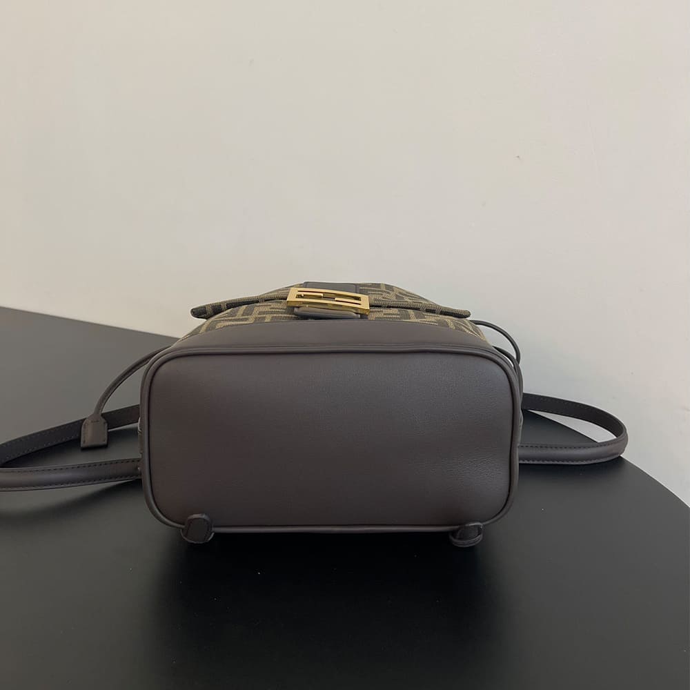 F**di Backpack(HIGH-END GRADE)