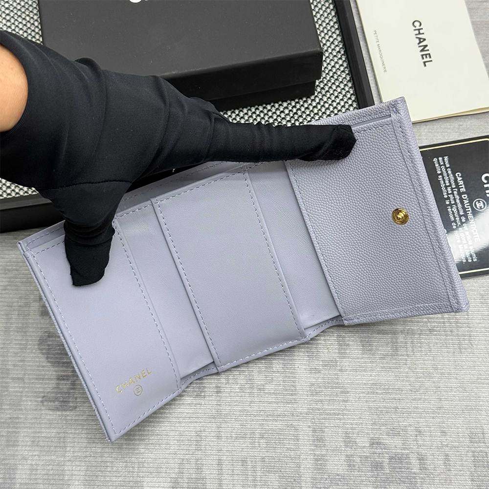 Ch**el Matelasse Classic Small Flap Tri-fold wallet