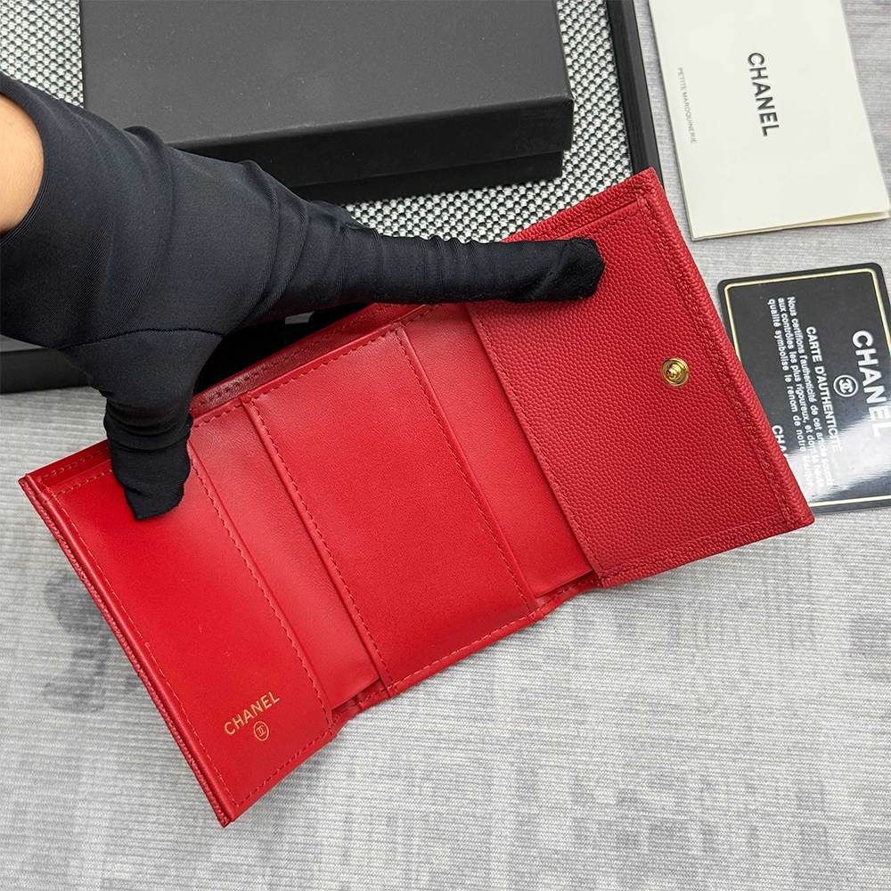 Ch**el Matelasse Classic Small Flap Tri-fold wallet