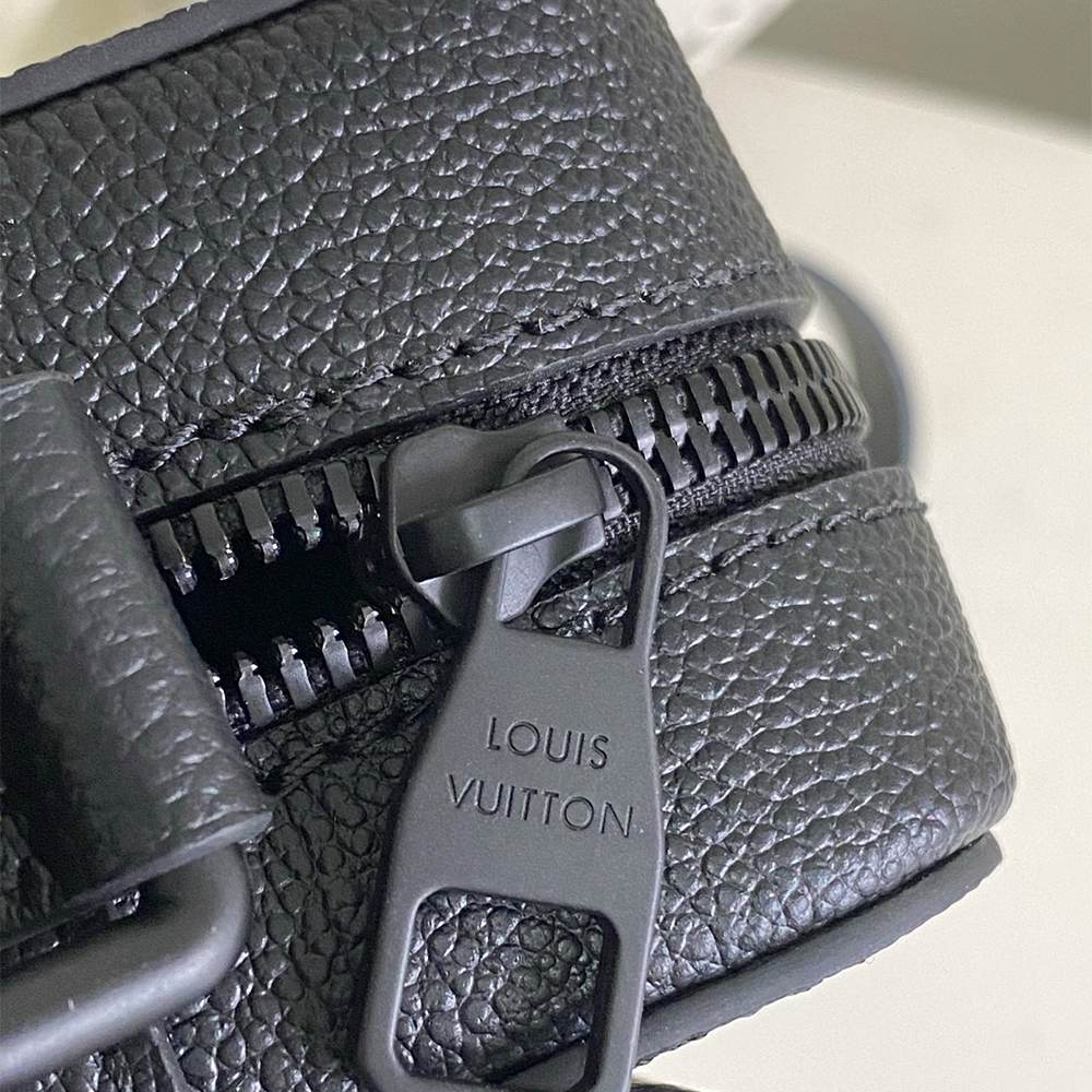 LV Boarding Messenger(HIGH-END GRADE)