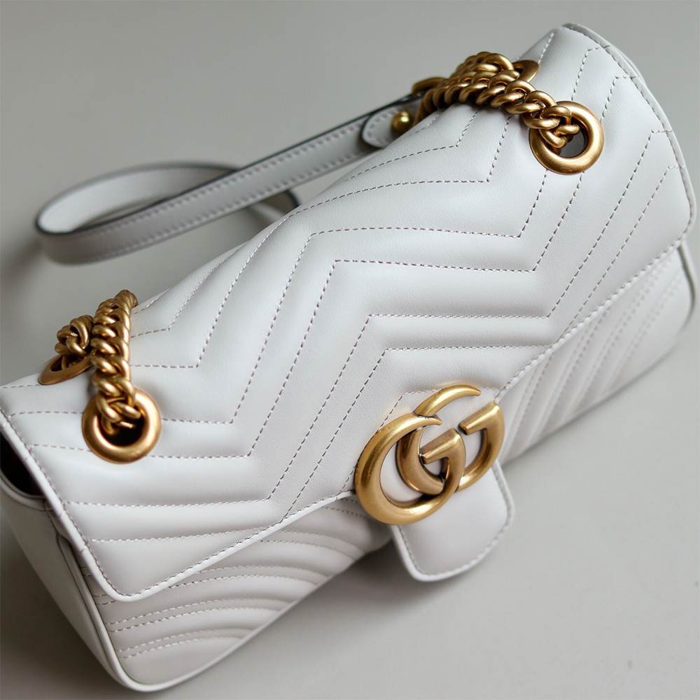 GG Marmont medium shoulder bag