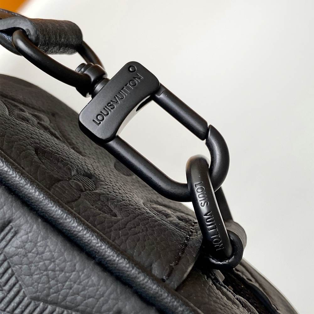 LV Trocadéro Wearable Wallet
