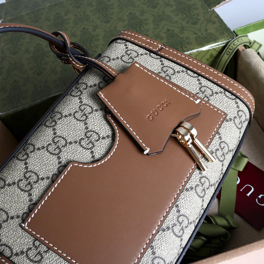 Gvc*1 Padlock small top handle bag(HIGH-END GRADE)