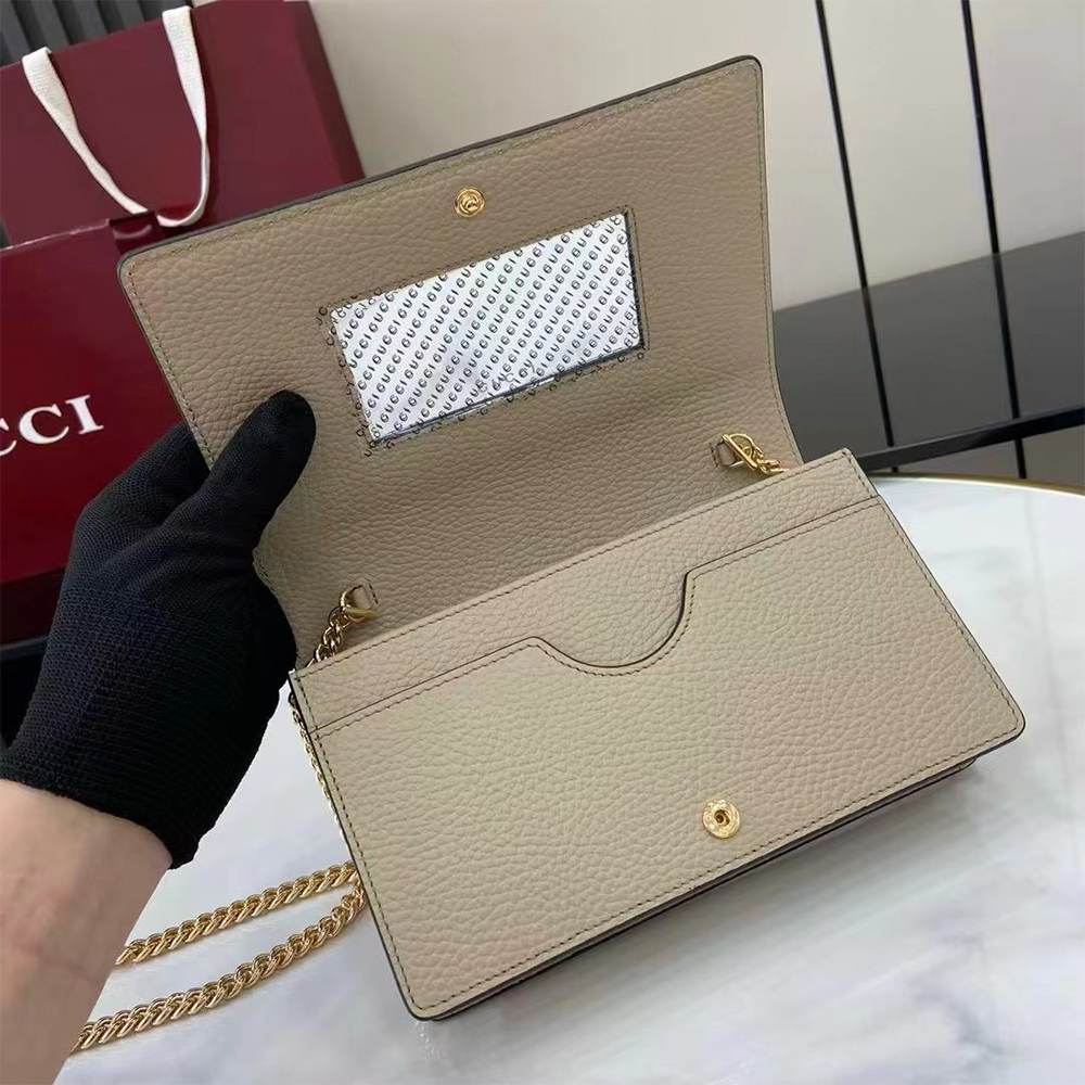 Bi-color GG Marmont wallet on chain