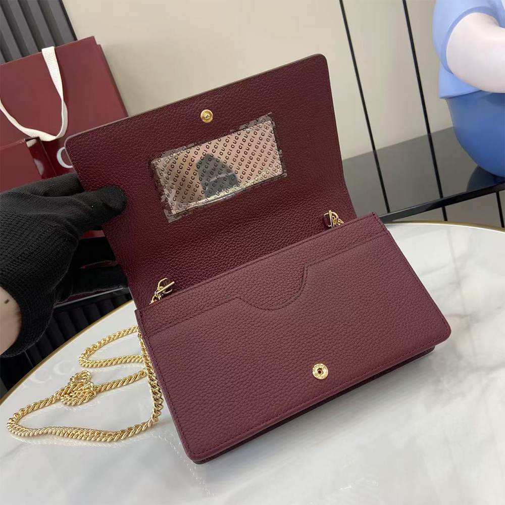 GG Marmont wallet on chain