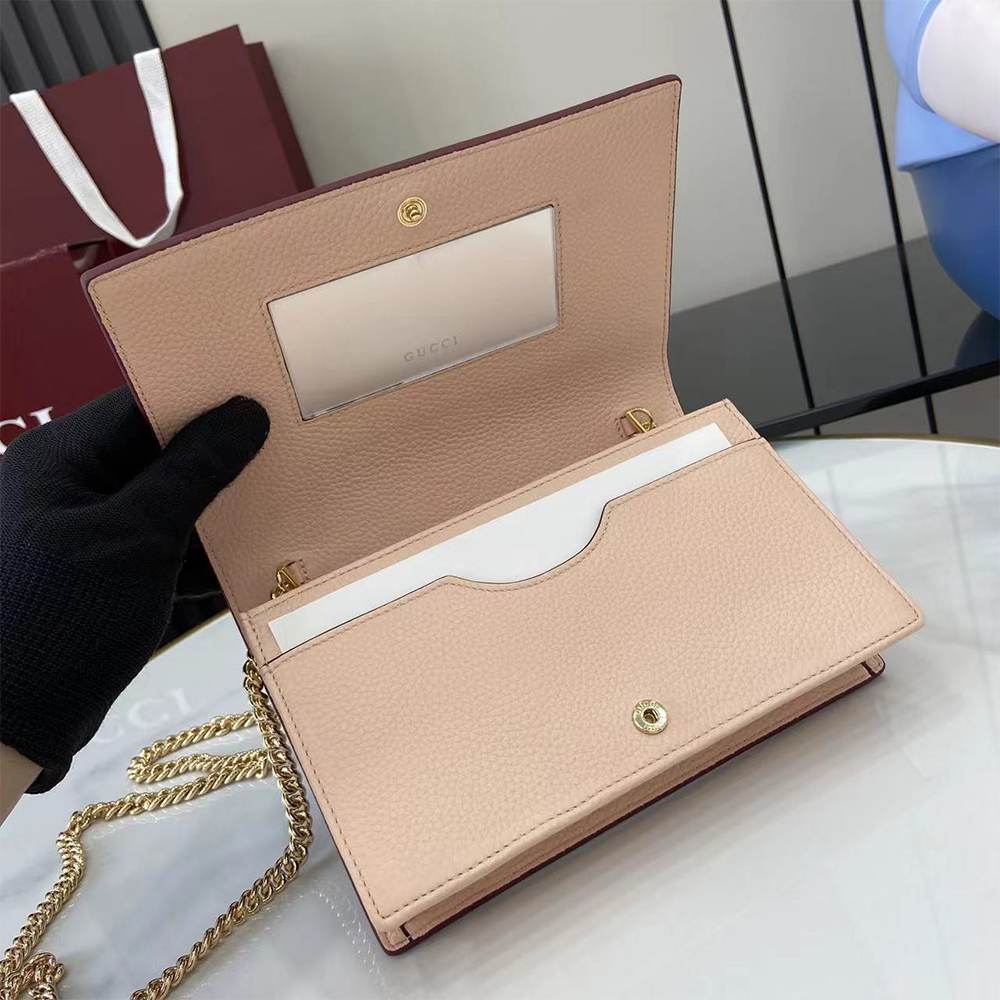GG Marmont wallet on chain