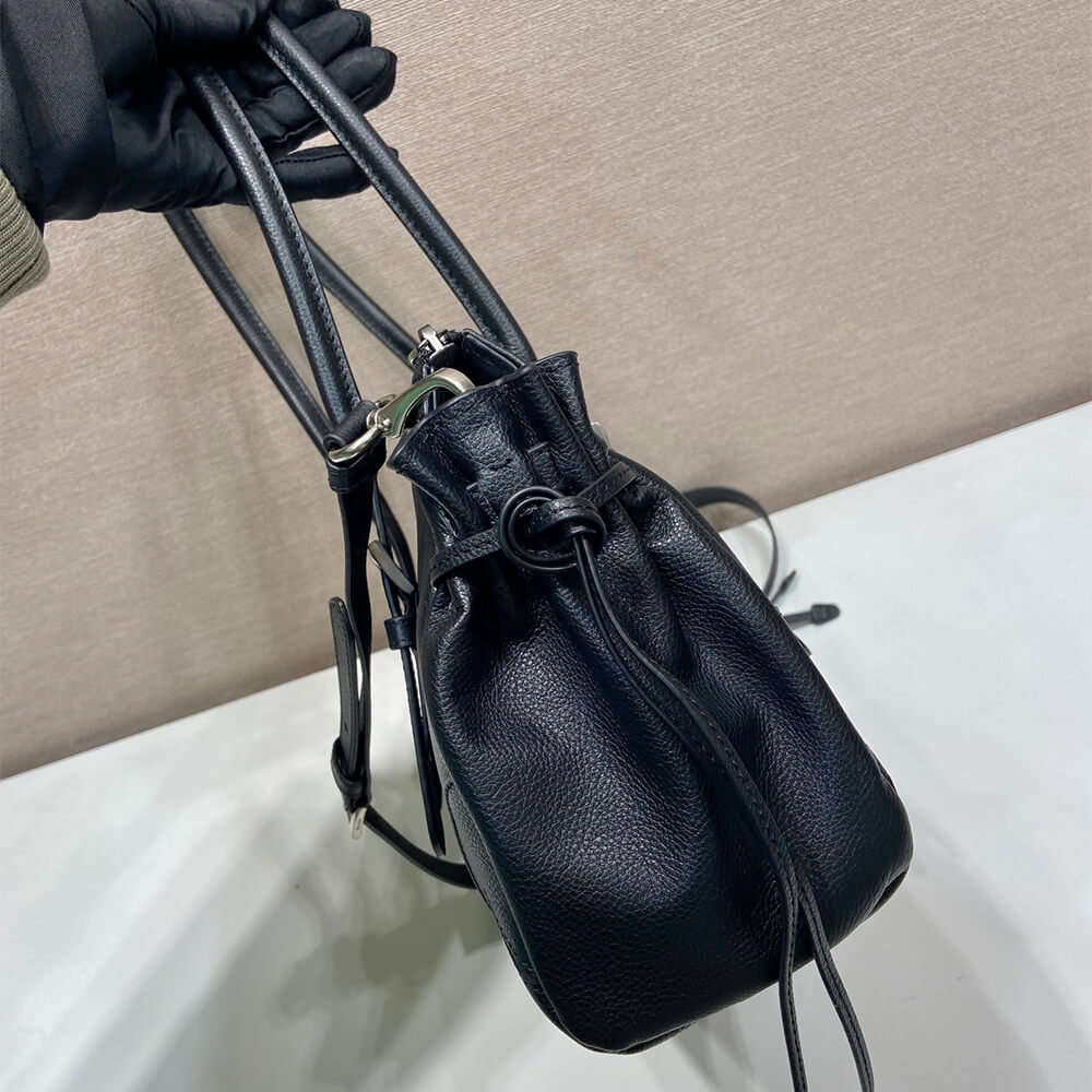 Pra*a Bonnie medium antiqued leather tote bag(HIGH-END GRADE)
