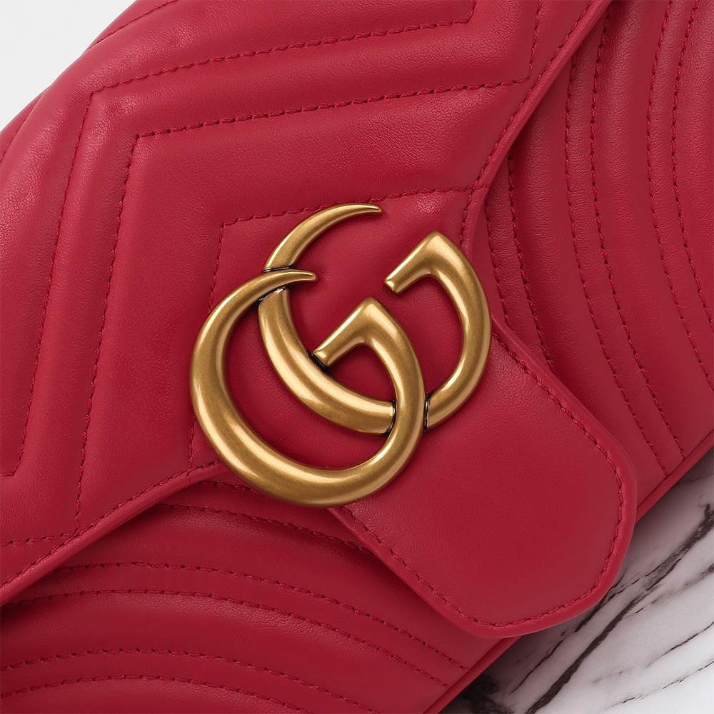 GG Marmont medium shoulder bag