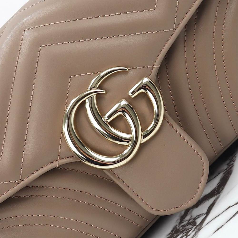 GG Marmont medium shoulder bag