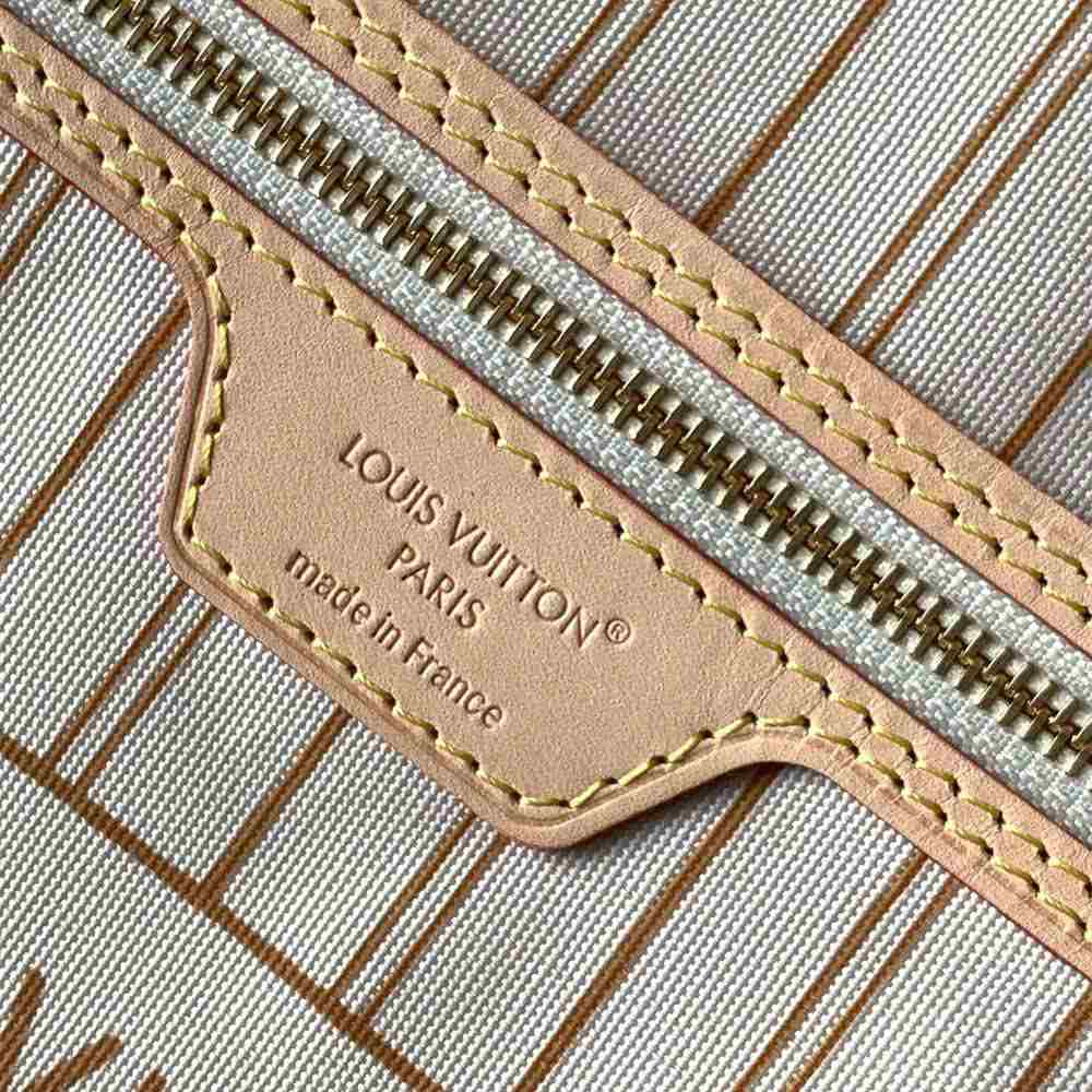 LV Neverfull Bandoulière Inside Out MM