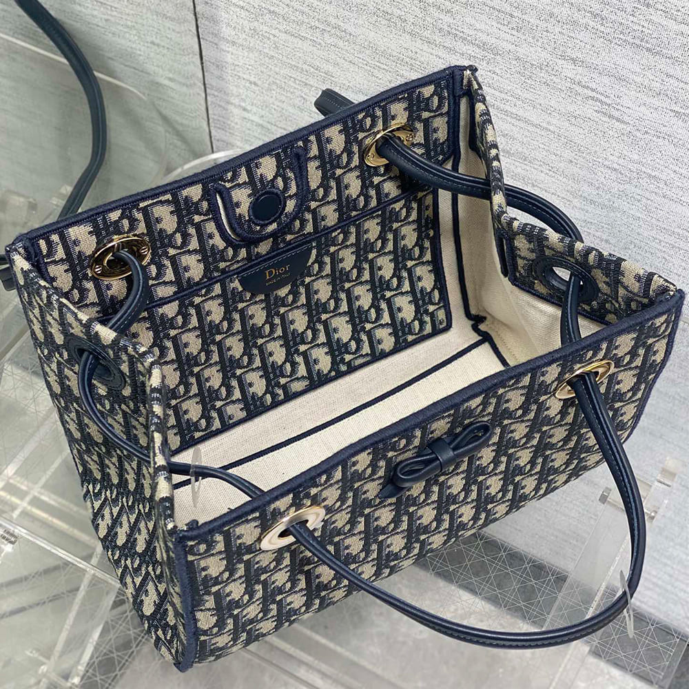 D10r Small Shopping Bag
