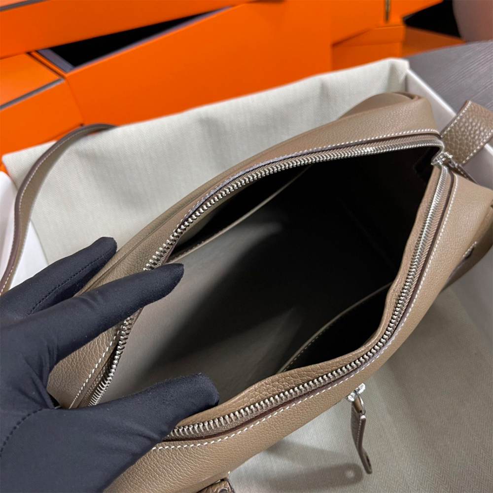 H**me5 Nouveau On Body Shoulder Bag(HIGH-END GRADE)