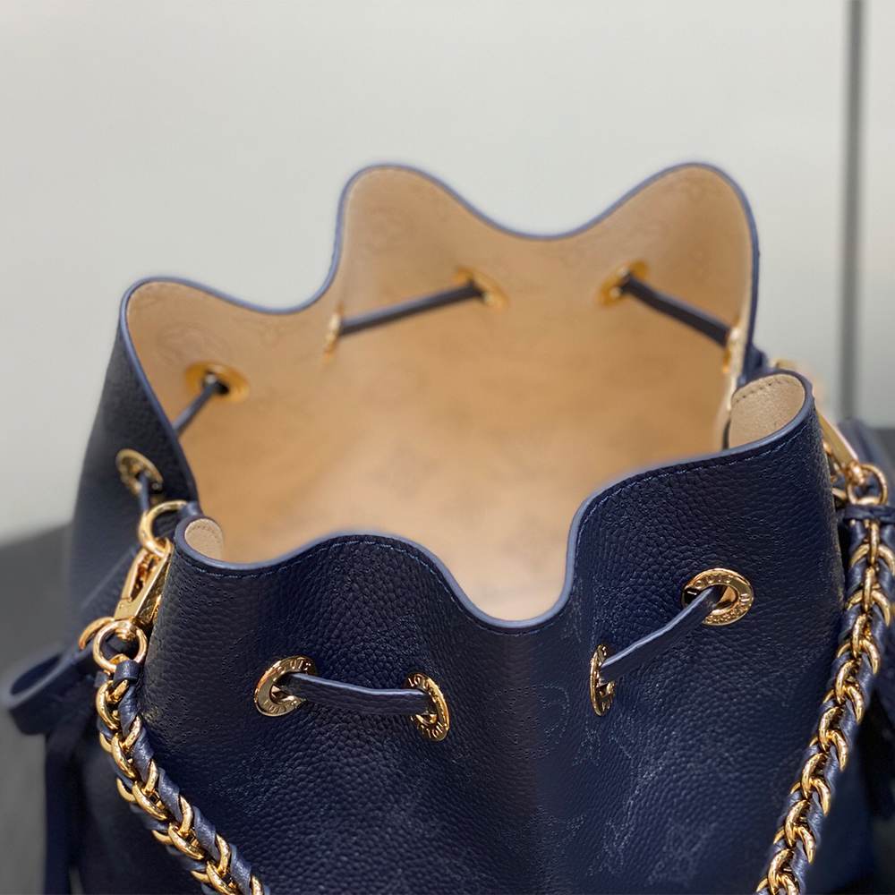 LV Bella