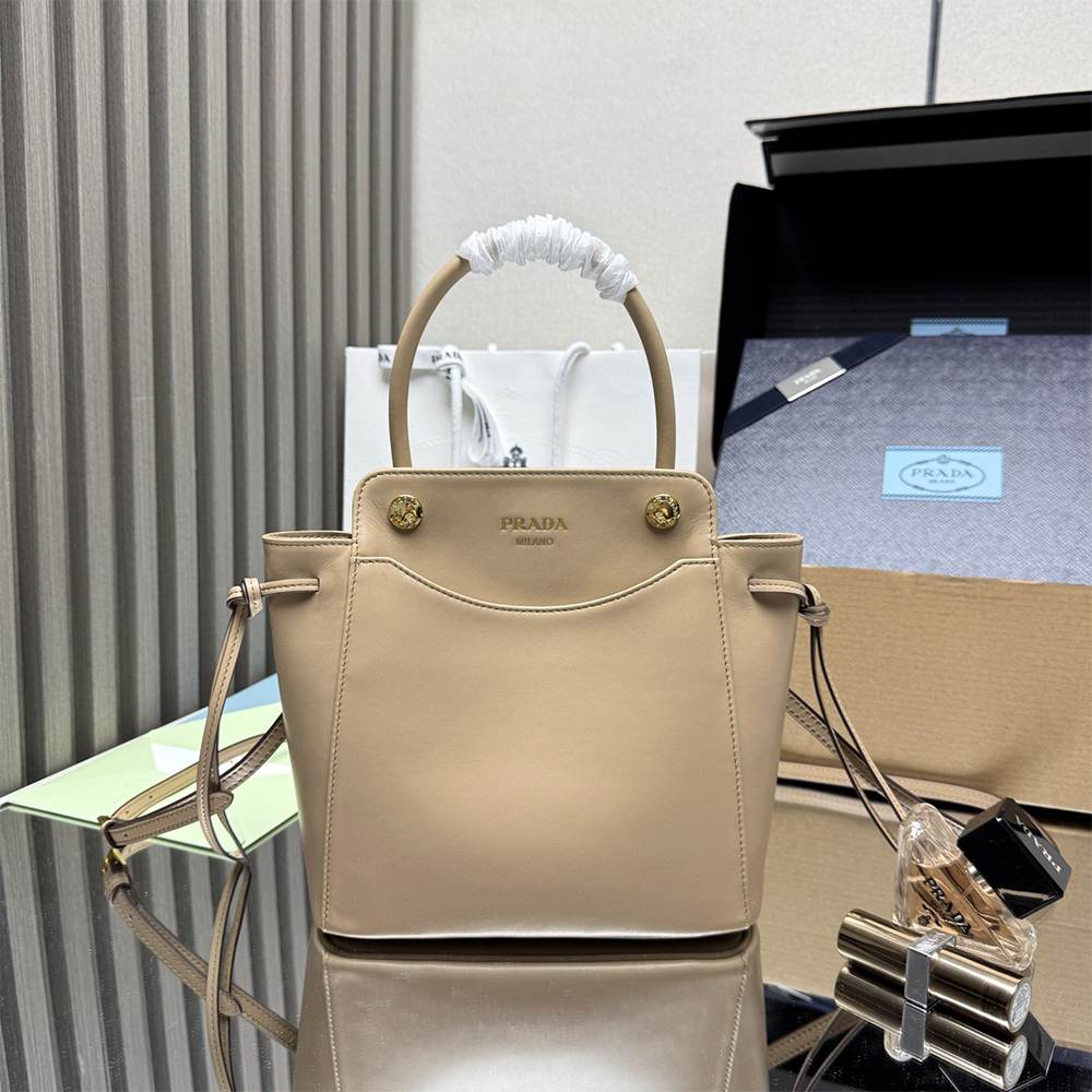 Pra*a Carry mini leather handbag(HIGH-END GRADE)