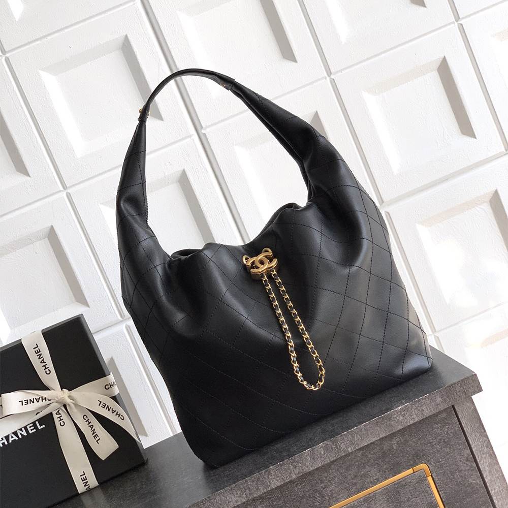Ch**el Large Hobo Bag(HIGH-END GRADE)