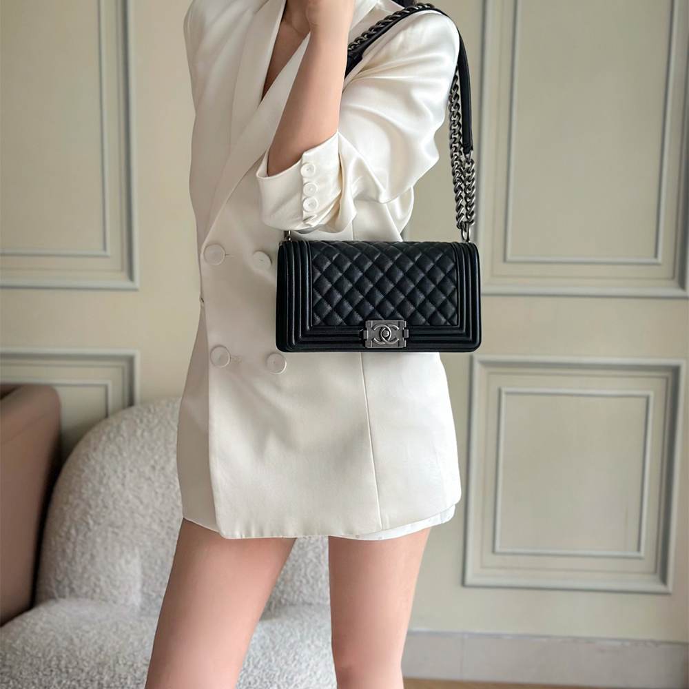 Ch**el BOY Ch**el Handbag(HIGH-END GRADE)