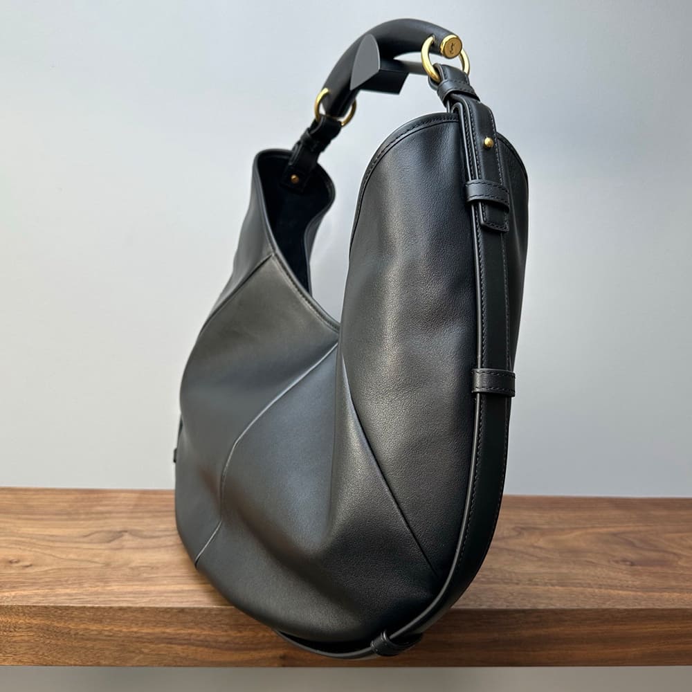 Y51 MOMBASA medium in leather(HIGH-END GRADE)