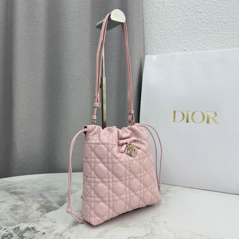 D10r AD10rable Mini Bucket Bag