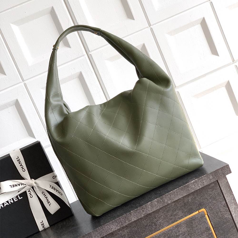 Ch**el Large Hobo Bag(HIGH-END GRADE)