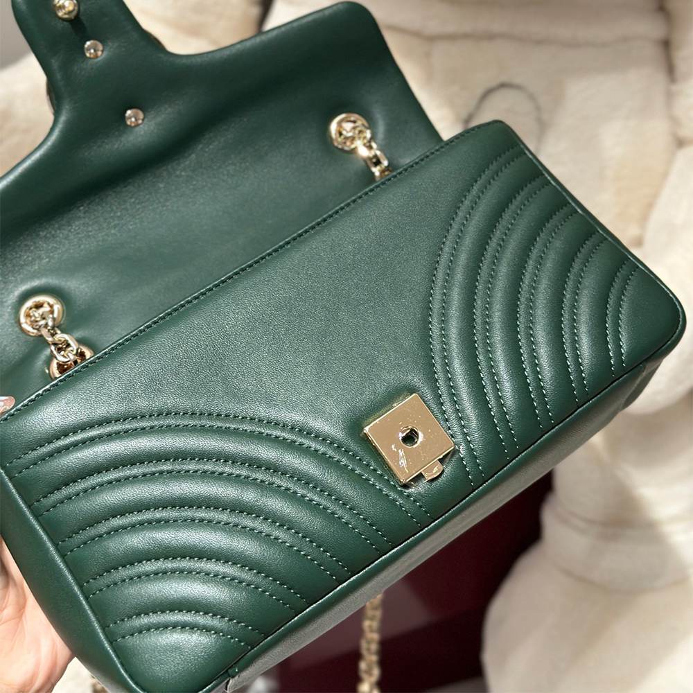 GG Marmont medium shoulder bag(TAX-FREE Grade)