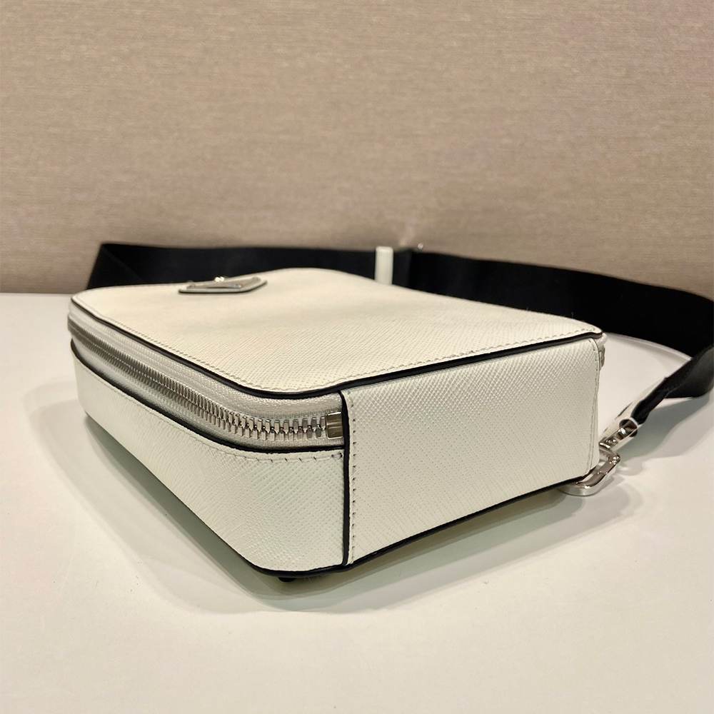 Pra*a Brique Saffiano leather bag