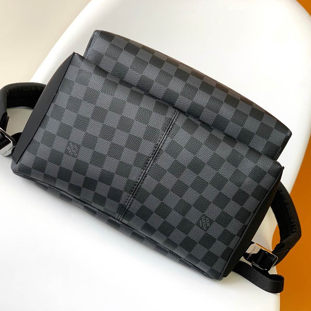 LV KDiscovery Backpack PM