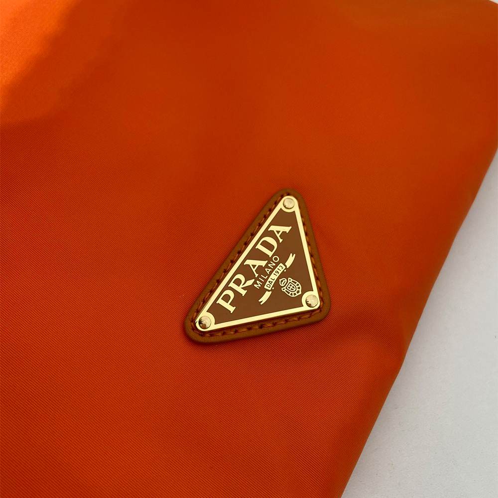 Pra*a Wish Re-Nylon pouch