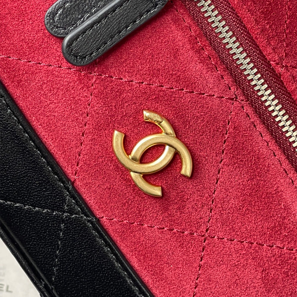 Ch**el Vanity with Chain(HIGH-END GRADE)