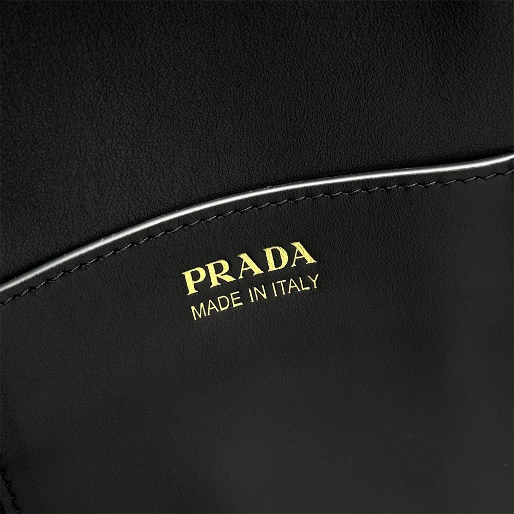 Pra*a Carry mini leather handbag(HIGH-END GRADE)
