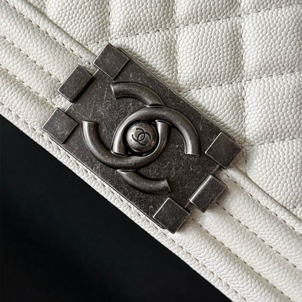 Ch**el Small BOY Ch**el Handbag(HIGH-END GRADE)
