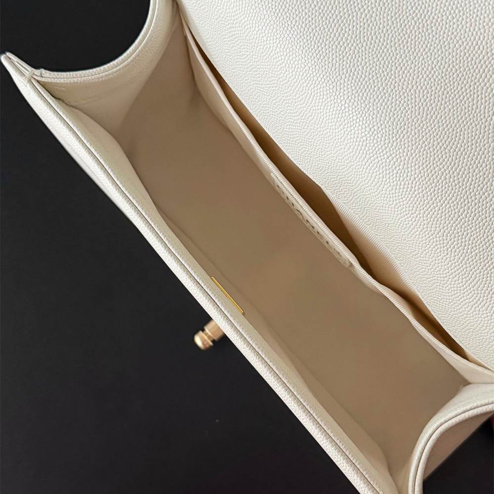 Ch**el BOY Ch**el Handbag(HIGH-END GRADE)